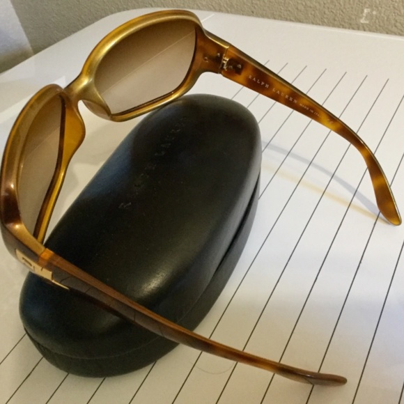 Ralph Lauren RL 8032 Tortoise shell sunglasses - Picture 3 of 3